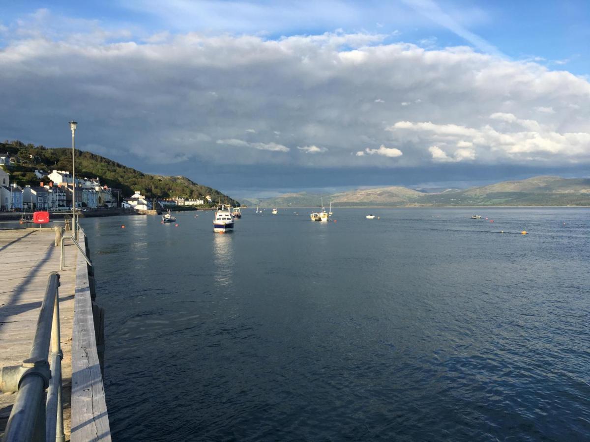 Beautiful Aberdovey Seafront Apartment 2 Aberdyfi Exterior foto